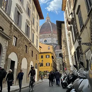 Apartment Leonardo Suites Florence