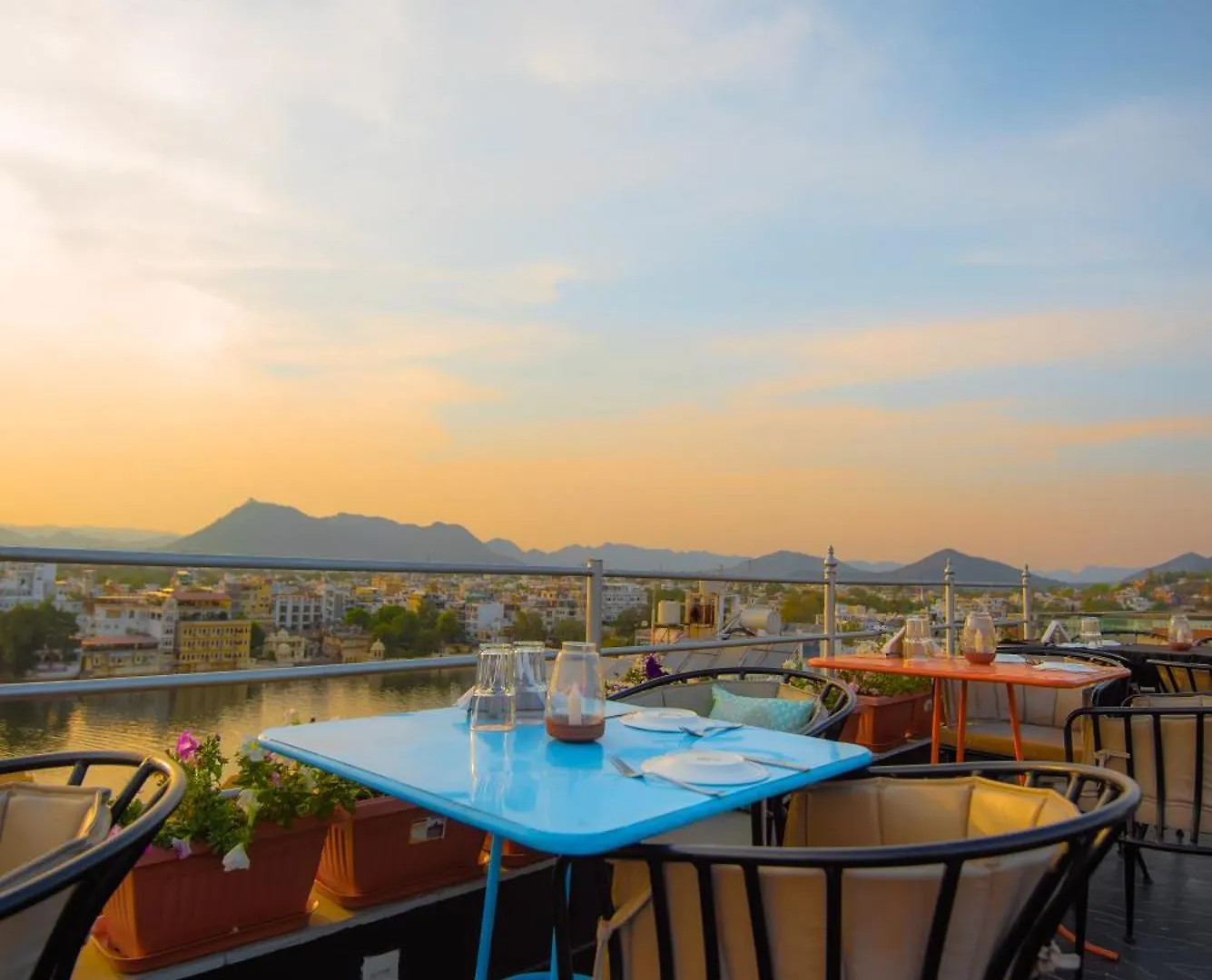 ***  Hotel Pratap Bhawan Udaipur India