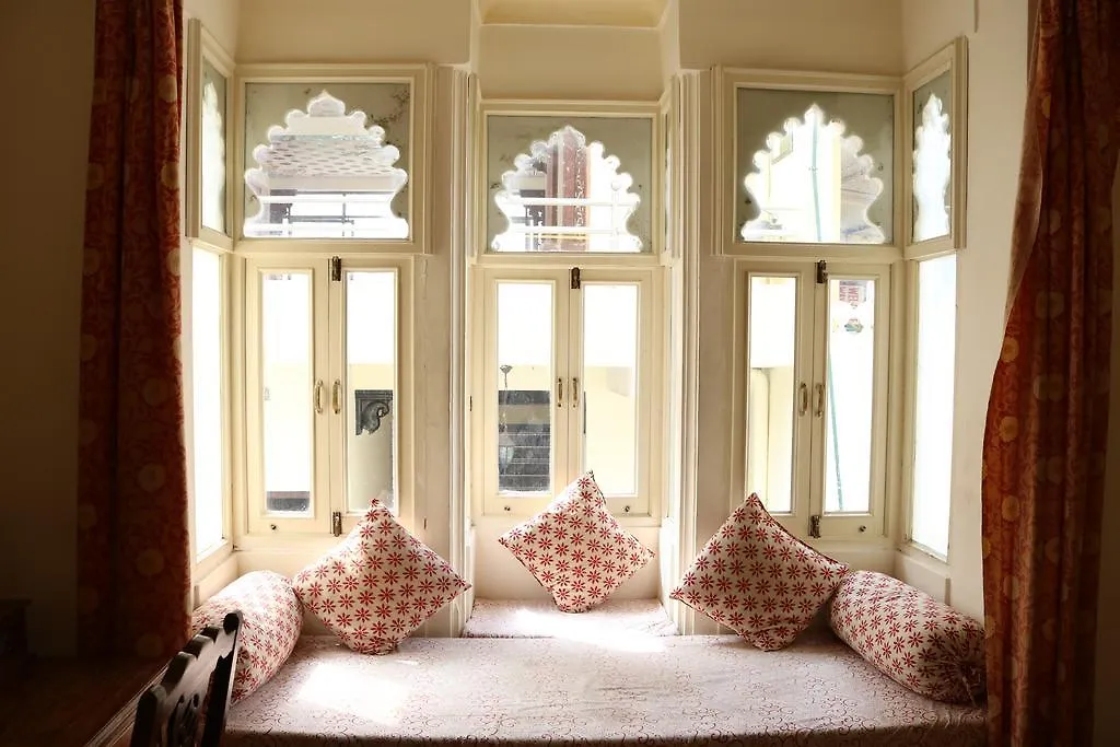 Hotel Pratap Bhawan Udaipur 3*,